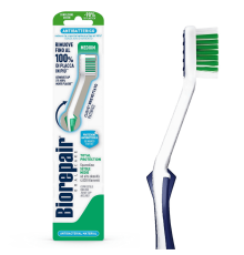 Biorepair Зубна щітка Total Medium для щоденного догляду