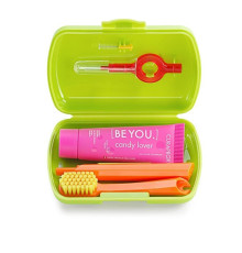 BE YOU Green Дорожній набір в зеленому боксі
